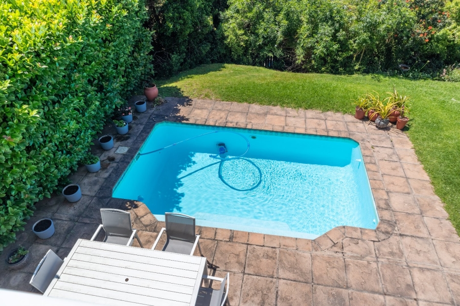 4 Bedroom Property for Sale in Plettenberg Bay Central Western Cape